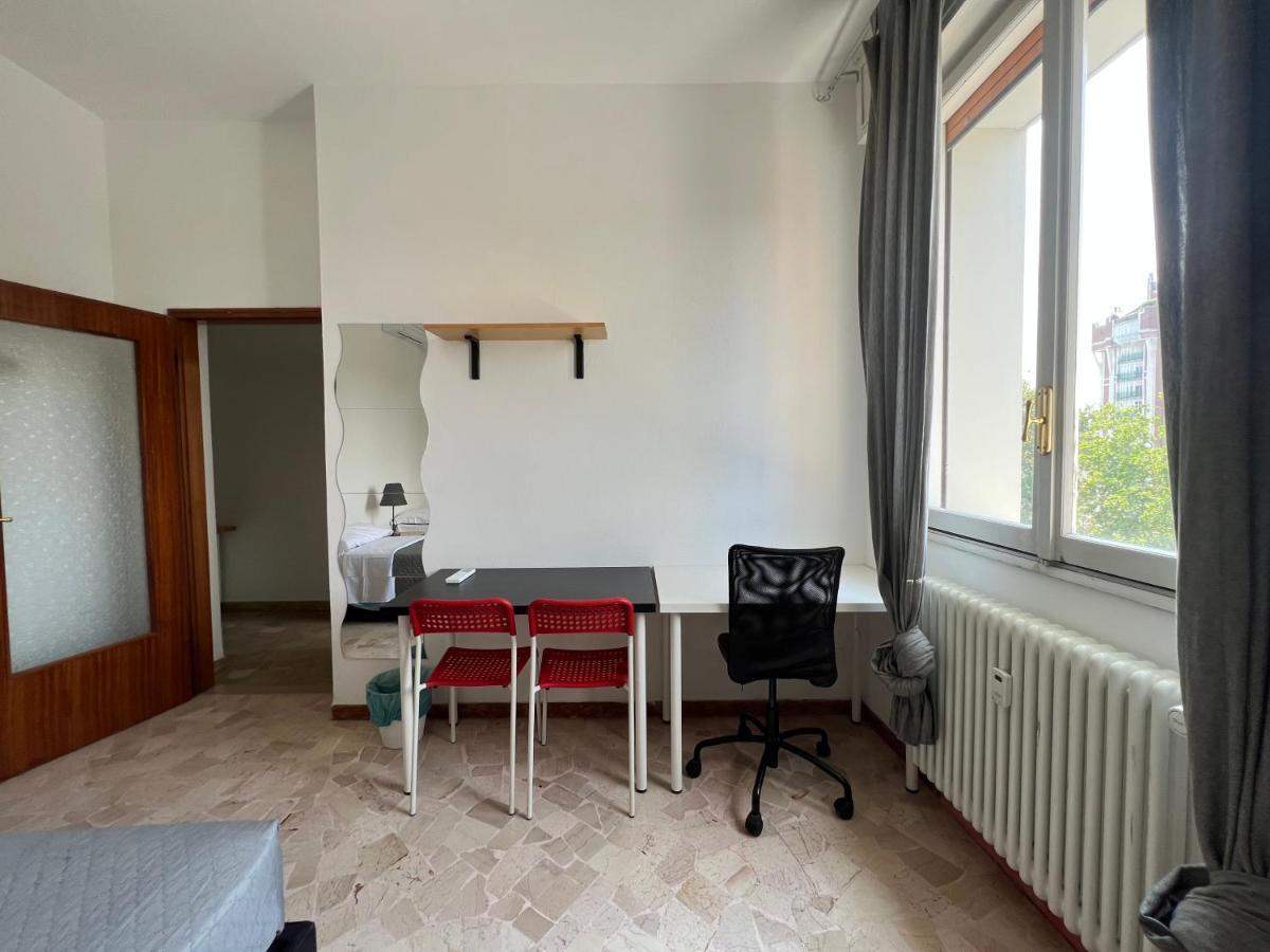 Bologna Fiera Fani Apartment Exteriör bild